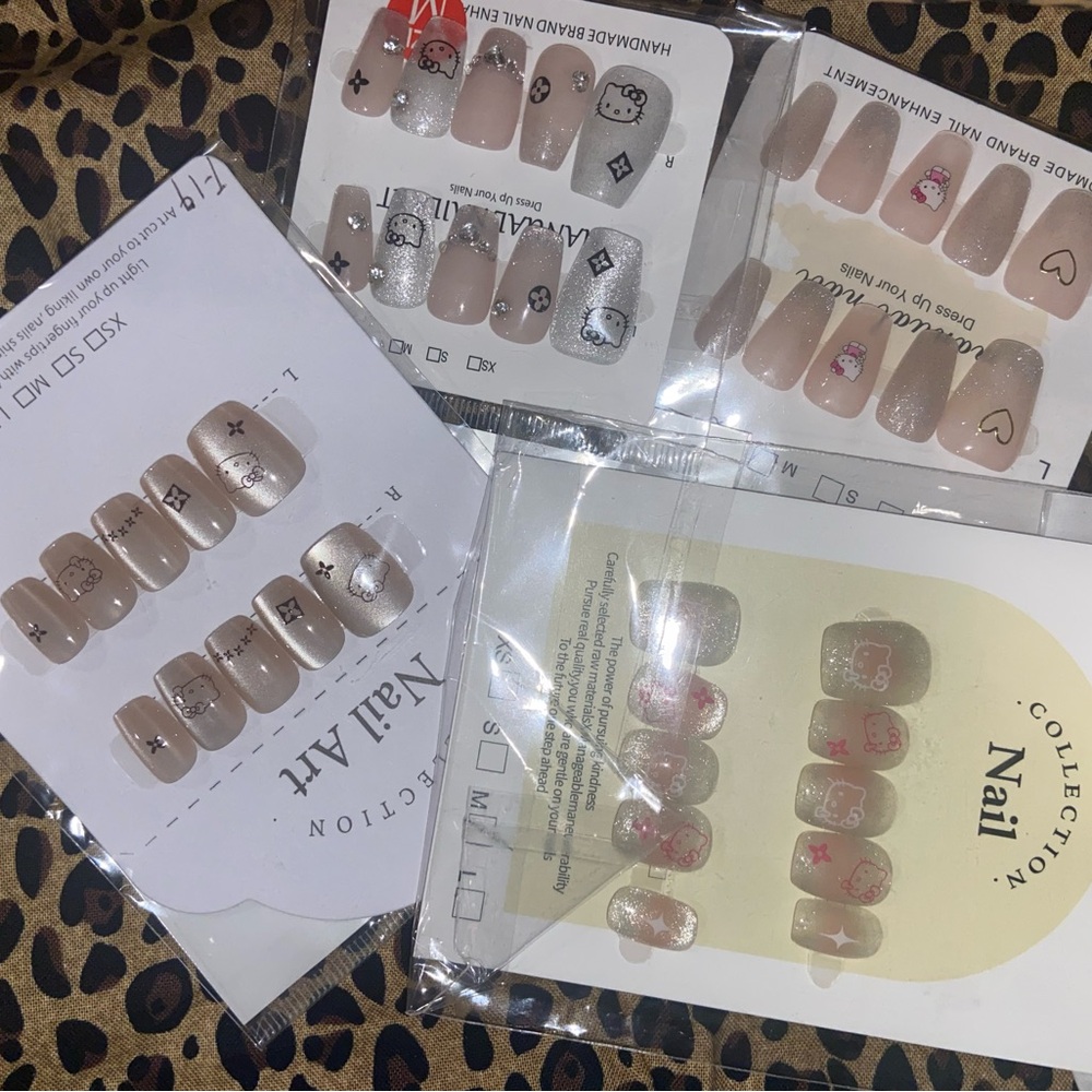Hello Kitty Neutral Nude Press-On Nails with Silver Glitter Accents